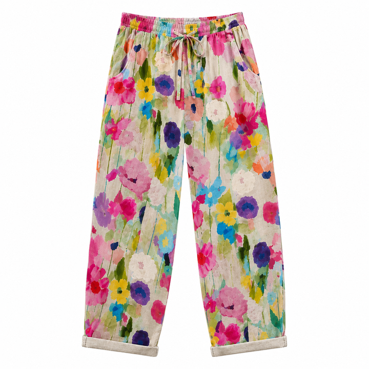 Selma – Wide-cut floral trousers with a stylish print